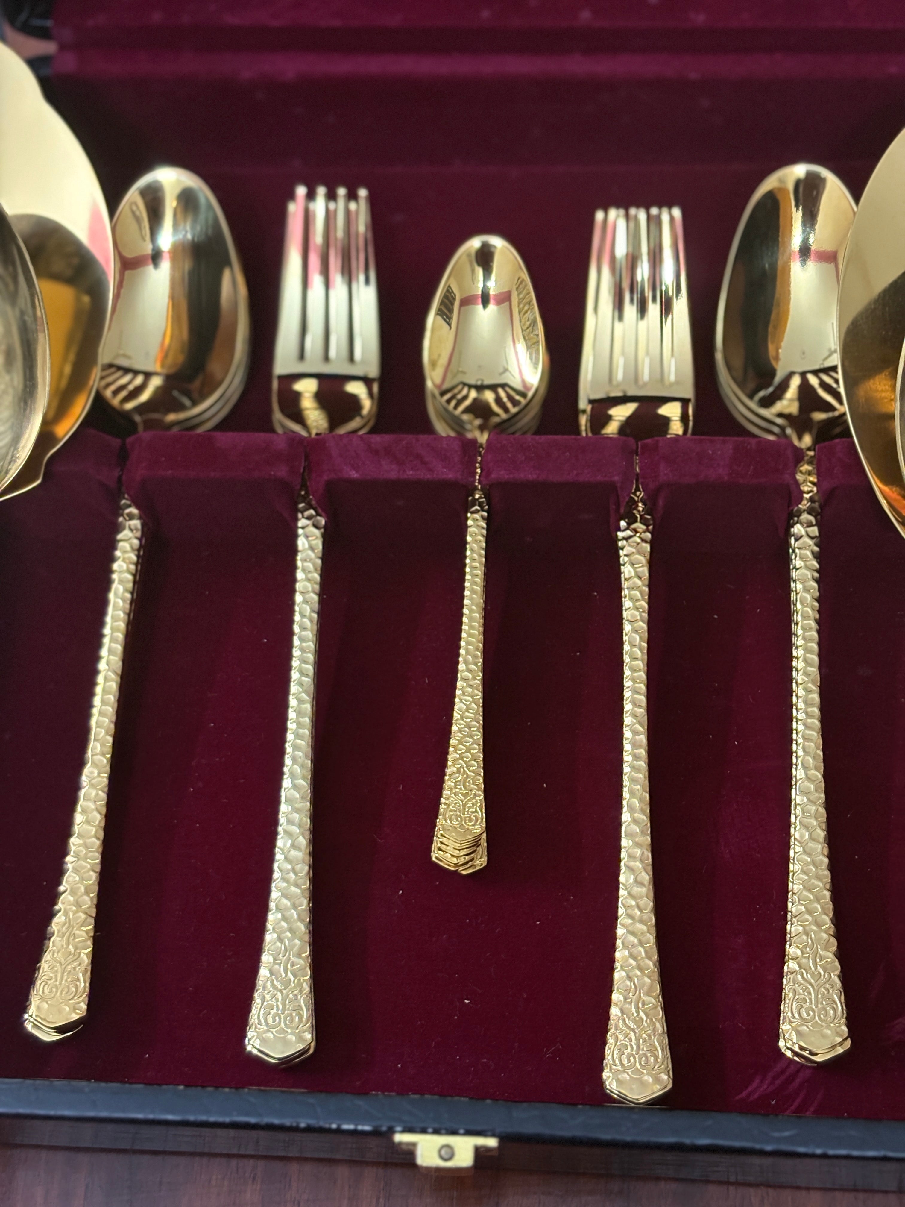 Gold Cutlery Set